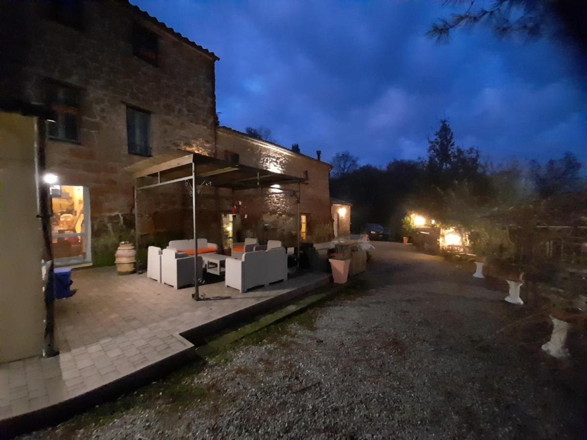 Il Sentiero Villa อักกวาเปนเดนเต ภายนอก รูปภาพ