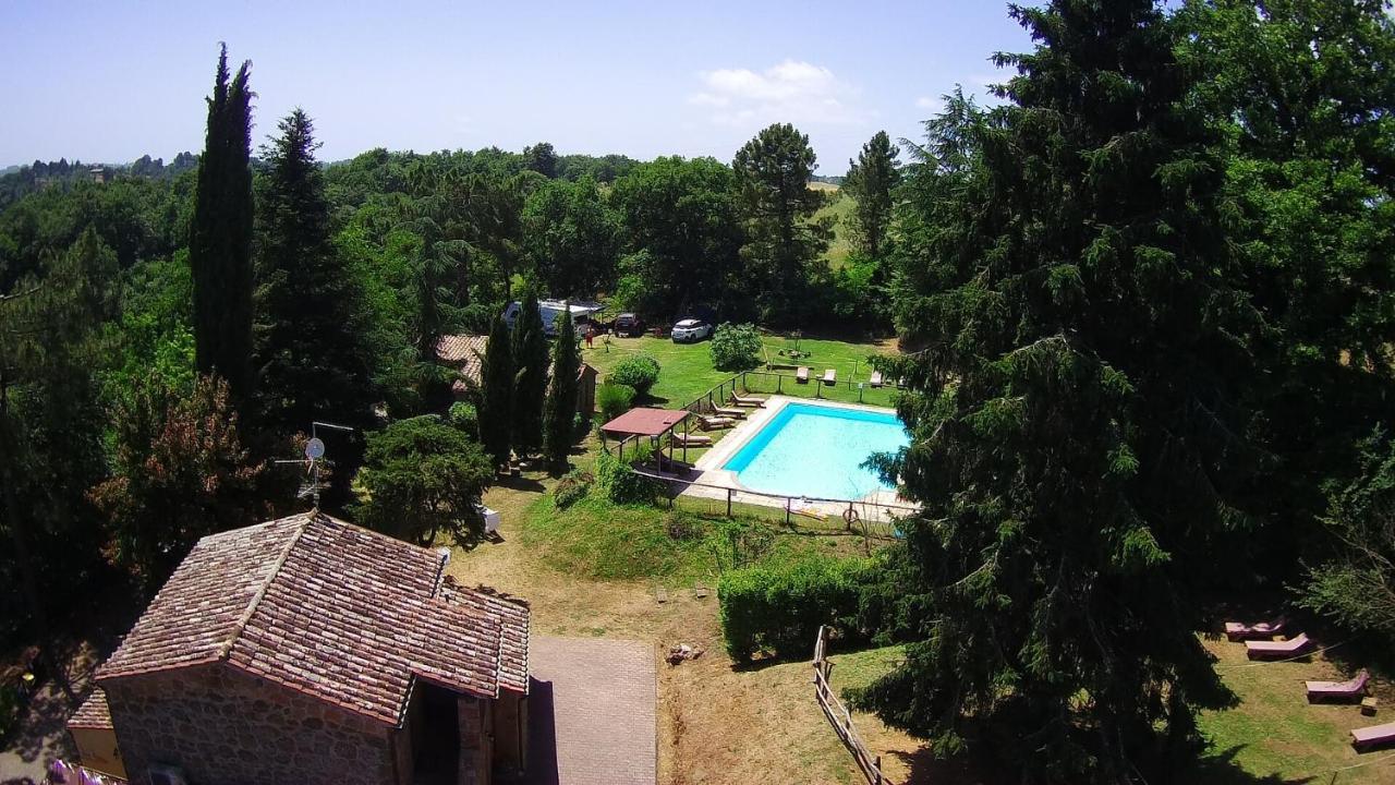 Il Sentiero Villa อักกวาเปนเดนเต ภายนอก รูปภาพ