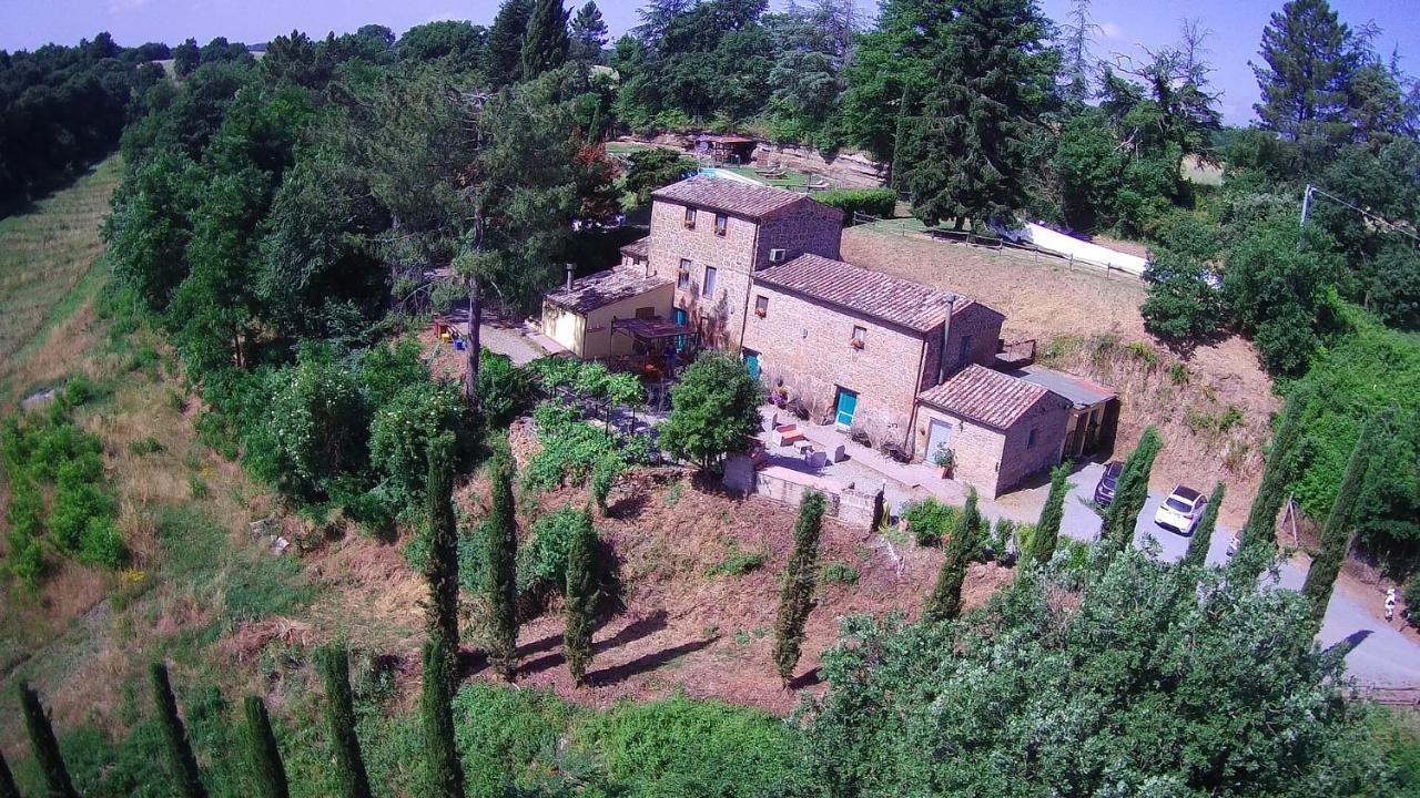 Il Sentiero Villa อักกวาเปนเดนเต ภายนอก รูปภาพ